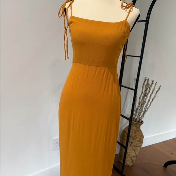 Reformation Dresses & Skirts - Reformation Mustard Tie-Shoulder Mid Dress